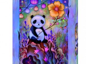 Panda Naps palapeli kuuluu Heyen Dreaming sarjaan ja siinä on 1000 palaa. Kuvassa panda pitää kukkaa kädessään.