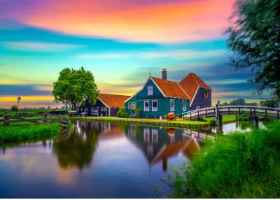Enjoy Farm House in the Netherlands (Maalaistalo Hollannissa) on 1000 palan palapeli. Maisemapalapeli vie kokoajan matkalle ilman, että tarvitsee lähteä omaa palapelipöytää pidemmälle.