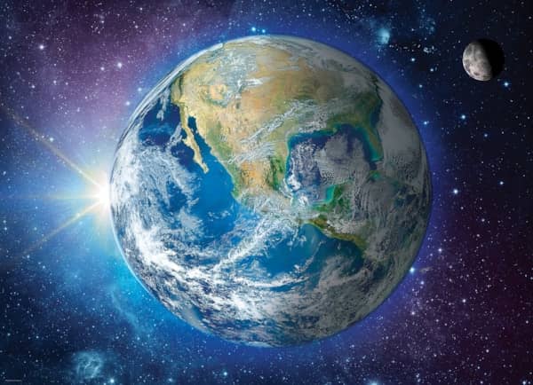 Pelasta planeetta Maa palapeli on Eurographicsin 1000 palan palapeli. Palapelin kuvassa maapallo. Eurographicsin palapelit on leikattu SmartCut-tekniikalla.