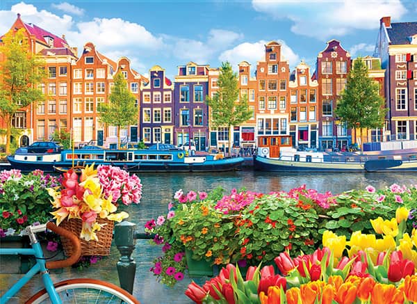 Amsterdam palapeli on Eurographicsin 1000-palainen vuoden 2024 uutuus. Kuvassa Hollannin pääkaupunki näytäytyy värikkään ja raikkaana.