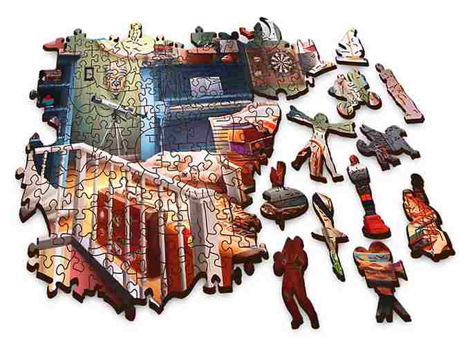 Treasures in the Attic puinen palapeli 500+1 palaa, Trefl'n Wooden puzzle -puupalapelien sarjaa.